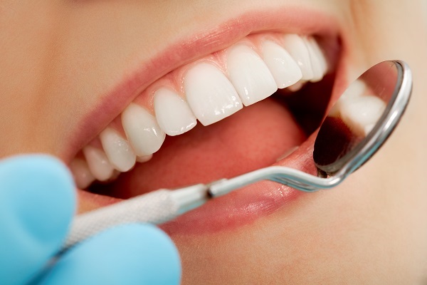 Which Teeth Straightening Option Is Right For You?